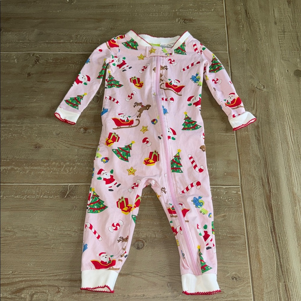 Classic Whimsy Girl We Believe in Santa Pink Zip Sleeper - 24 Month - Like New